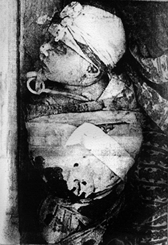 03_iraqibabyincoffin